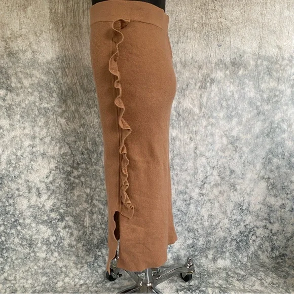 SOLD  Tea n Rose Tan Pencil Skirt with Ruffle - Picture 2 of 7
